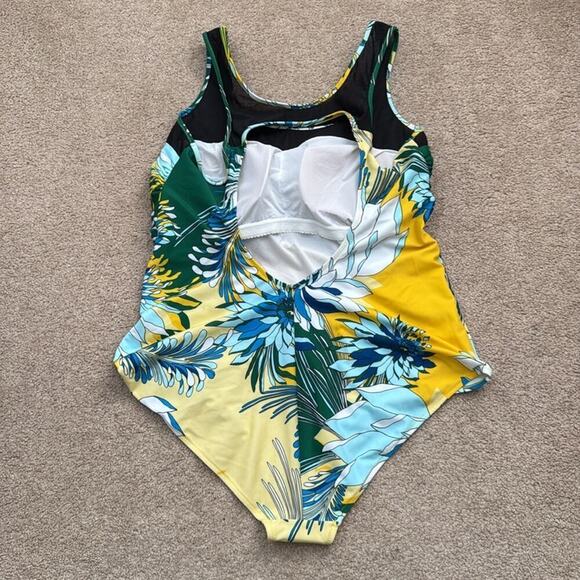 NWT Marina Rinaldi Sport Sagoma Floral High Neck One Piece Swimsuit Size XXL - Picture 3 of 8